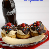 banana-split-cupcakes-1-words