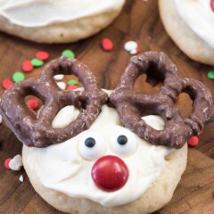 Rudolph the Red Nosed Reindeer Cookies are so fun for the kids and so easy they can make them by themselves!! They're the perfect cute Christmas Cookie.