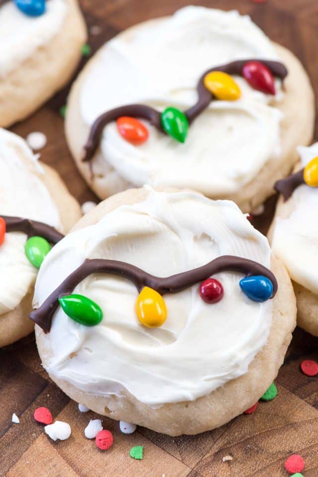 Christmas Light Cookies or cookies for Stranger Things? Either way this easy cookie recipe is perfect for the holidays or any time and they're easy enough the kids can do it.