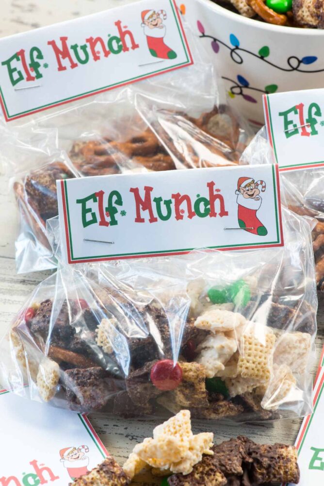 Elf Munch Snack Mix with free printable tags are perfect for kids Christmas parties!