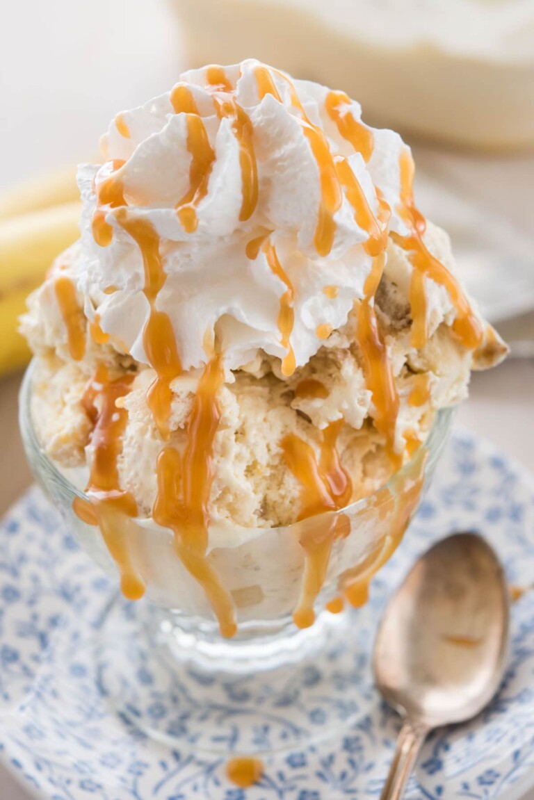 Banana Cream Pie Ice Cream {without a machine!} Crazy or Crust