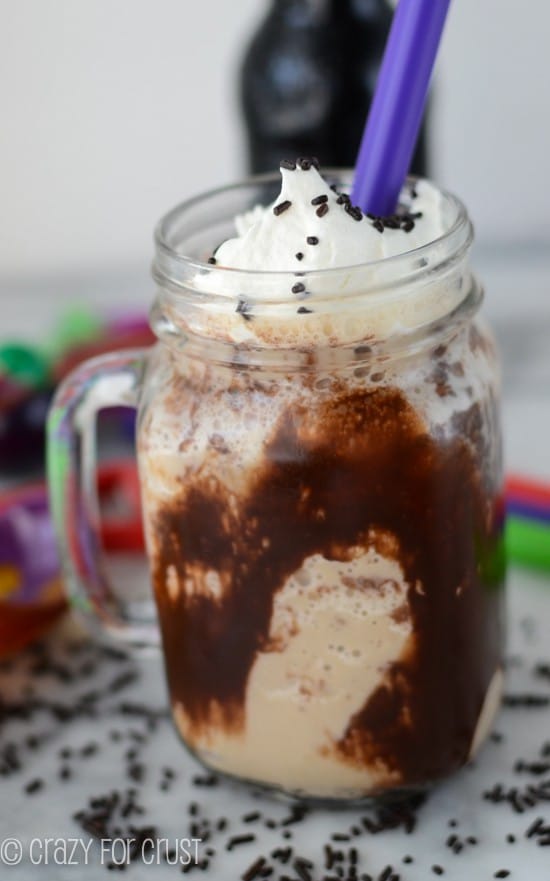 Chocolate-Root-Beer-Milkshake (2 of 4)