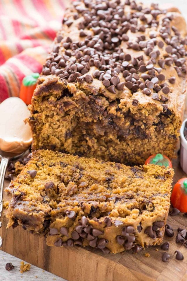 Peanut Butter Pumpkin Bread is an easy pumpkin bread recipe full of peanut butter. The flavor combination is perfect for fall and this is a great breakfast or dessert! The chocolate makes it perfect.
