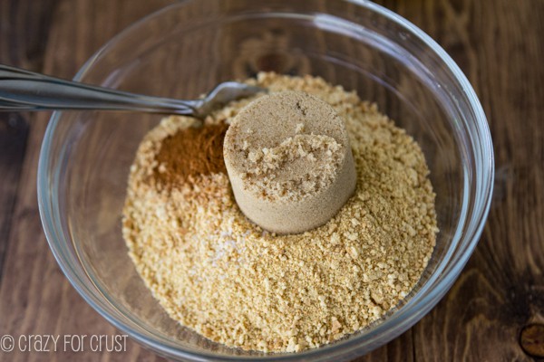 making homemade graham cracker crust