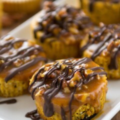 Turtle Pumpkin Cheesecake are a mini pumpkin cheese cake made with an oreo crust.