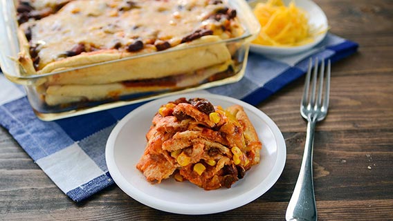 double-the-comfort-cheesy-chili-crescent-lasagna_01