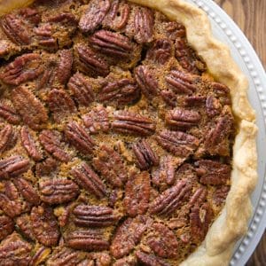 mom’s easy classic pecan pie