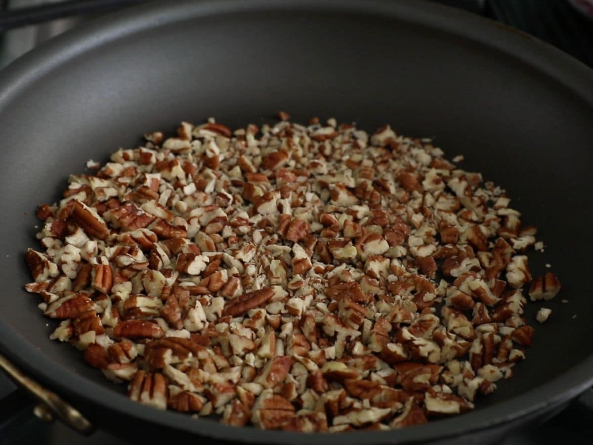 pecans in skillet