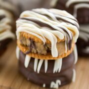 Cookie Dough Ritz Crackers combine ritz crackers, cookie dough, and chocolate to make an easy treat!