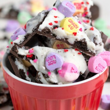 Valentine Oreo Bark in a Red bowl