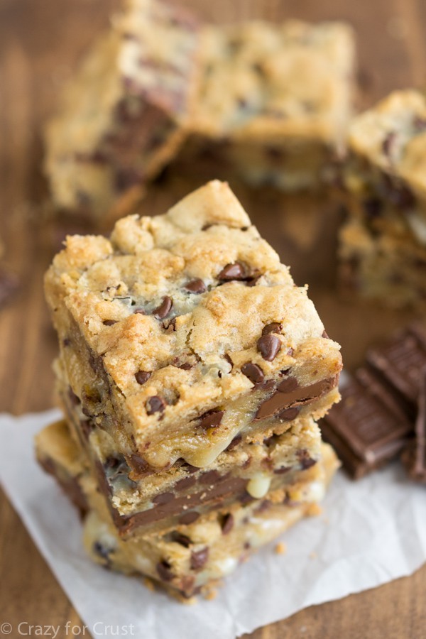 Chocolate Chip Gooey Bars 