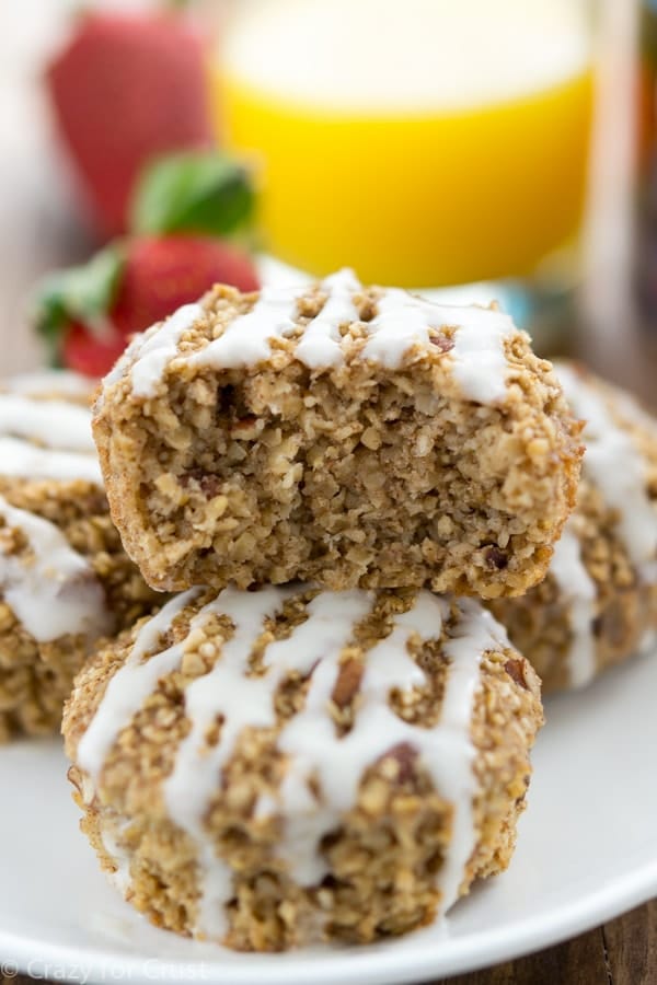 Cinnamon Roll Baked Oatmeal 