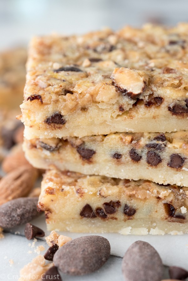 Chocolate Toffee Almond Shortbread Bars