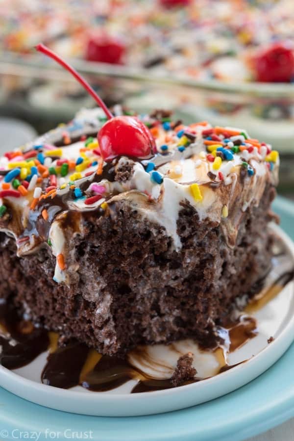 Ice Cream Poke Cake (13 of 13)