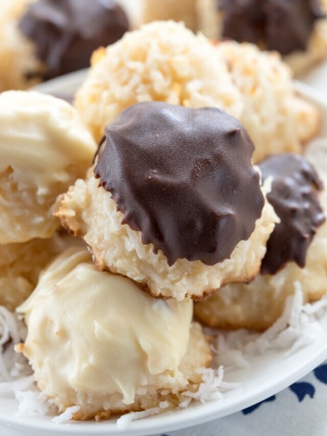 Bakery Style Coconut Macaroons
