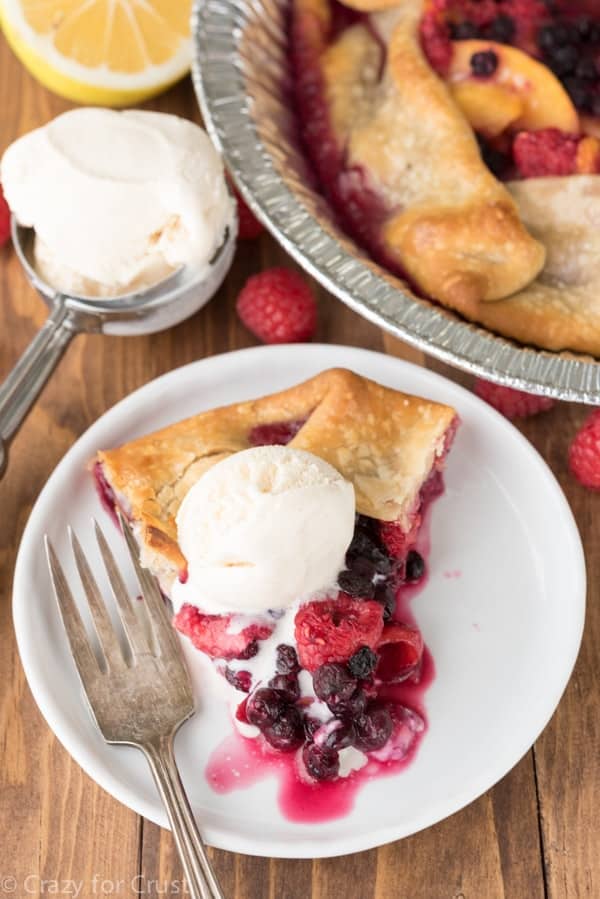 Grilled Berry Peach Pie made on the BBQ