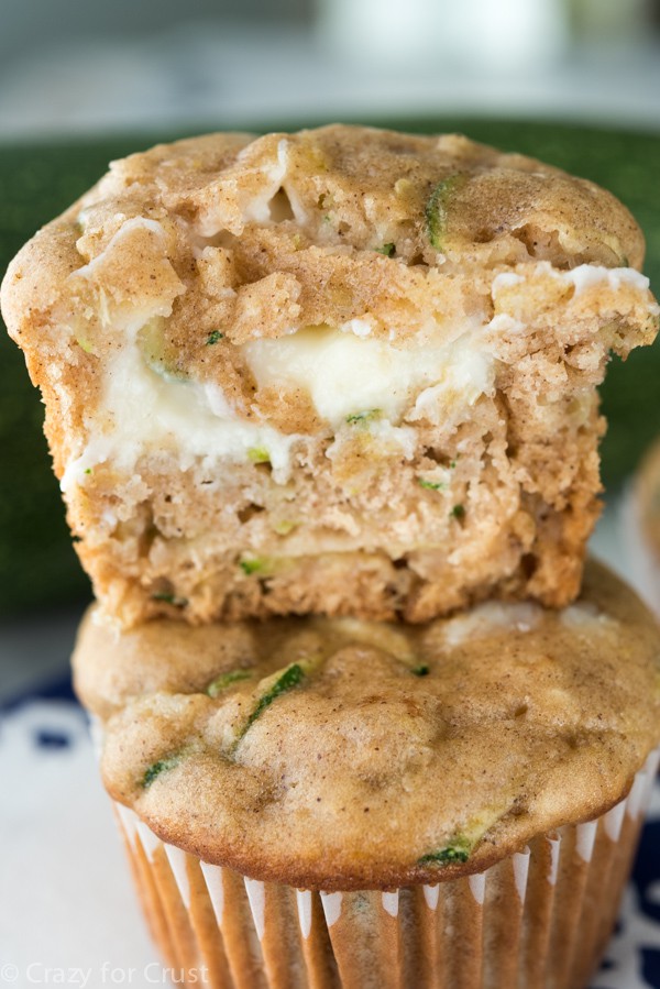 Zucchini Cream Cheese Muffins - a fast and easy breakfast recipe! 