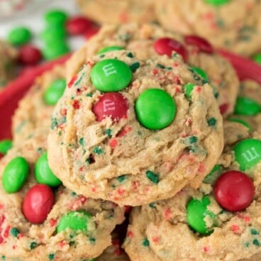 Santas Favorite Cookies on a red plate