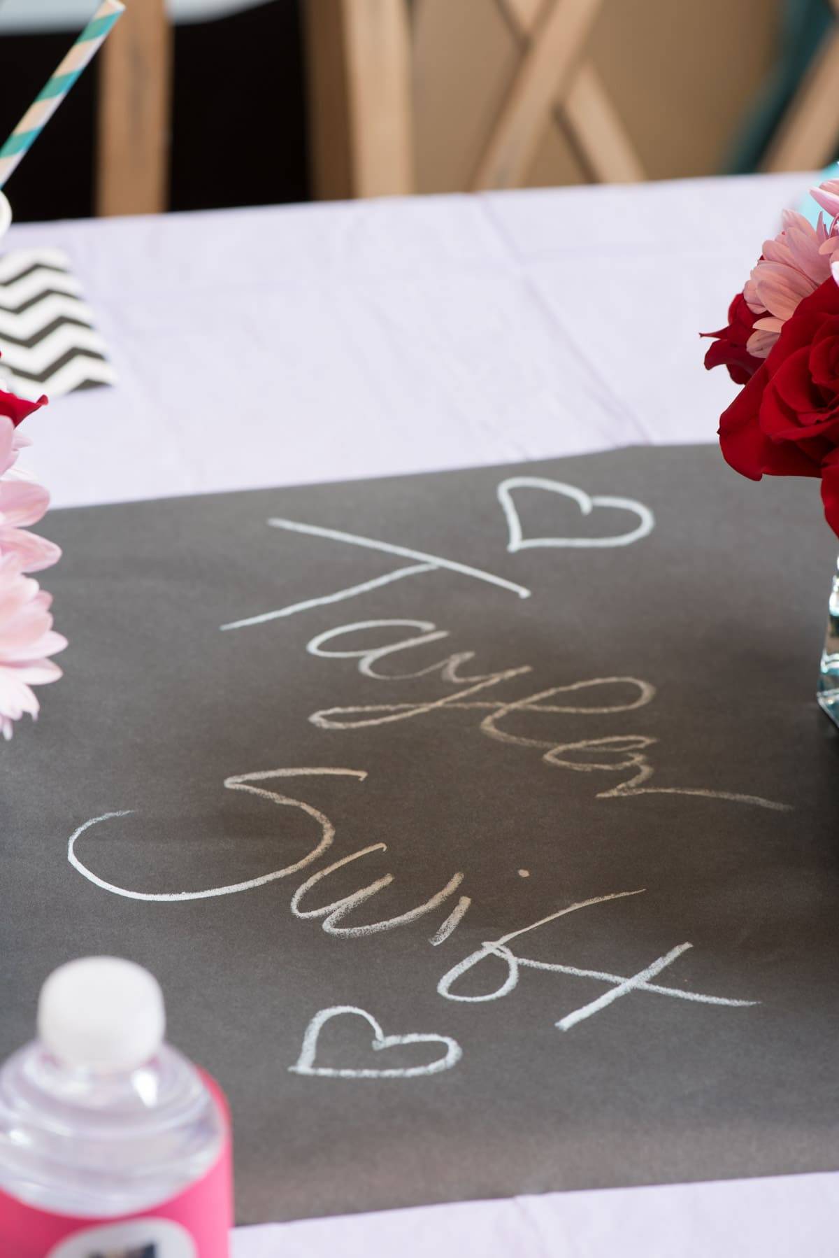 Taylor Swift Party Table Decor