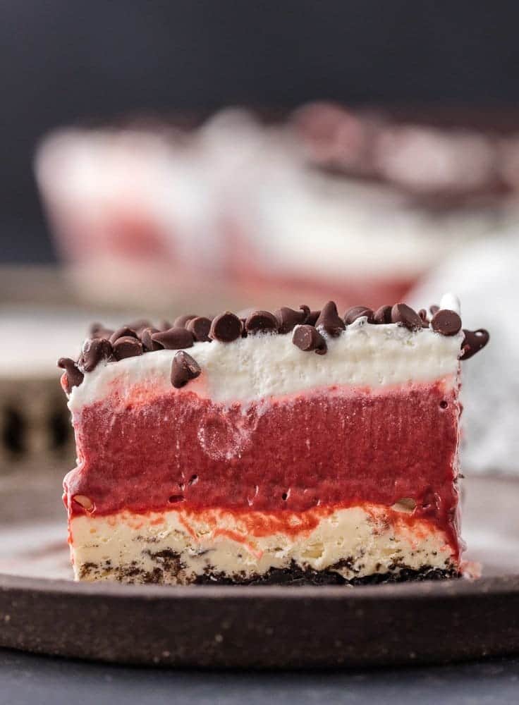 red velvet dessert lasagna