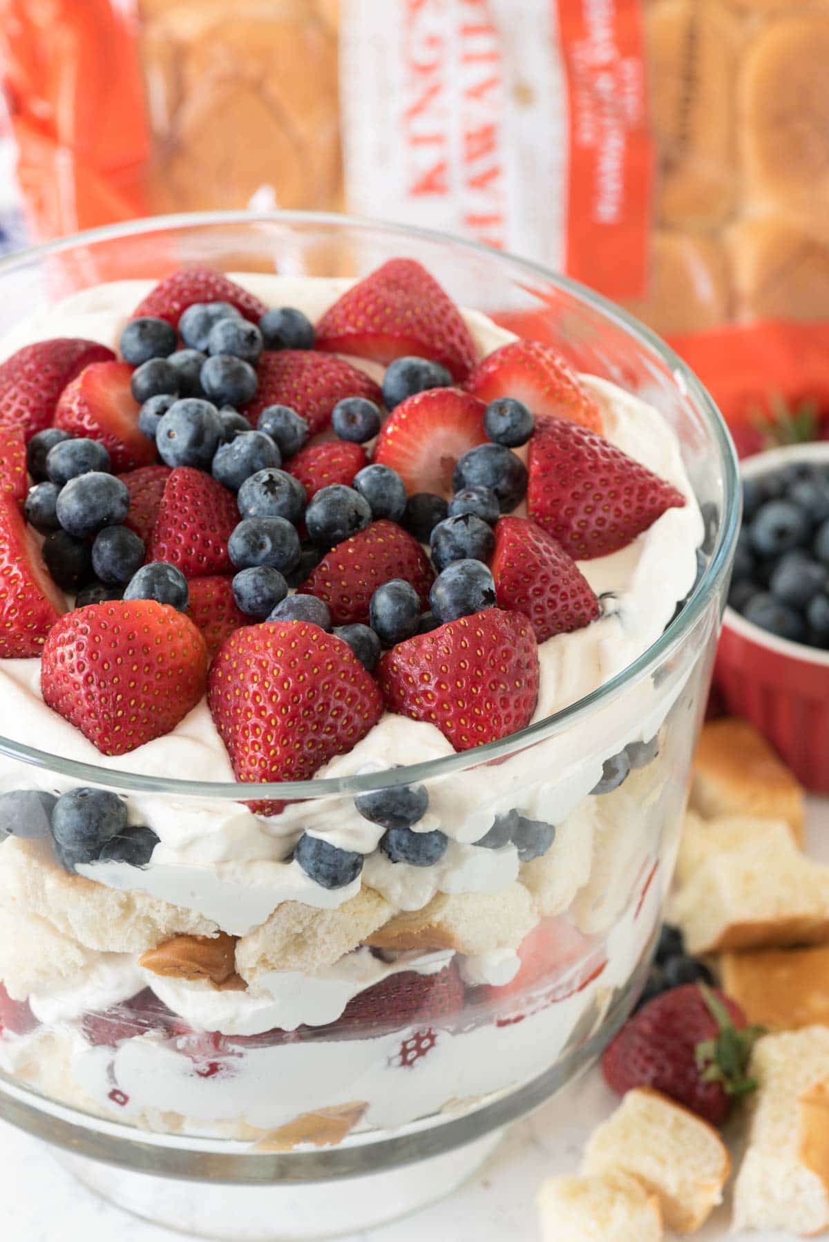 No Bake Berry Shortcake Trifle - this shortcake recipe is SO easy using fresh whipped cream, your favorite berries, and King's Hawaiian Dinner Rolls.