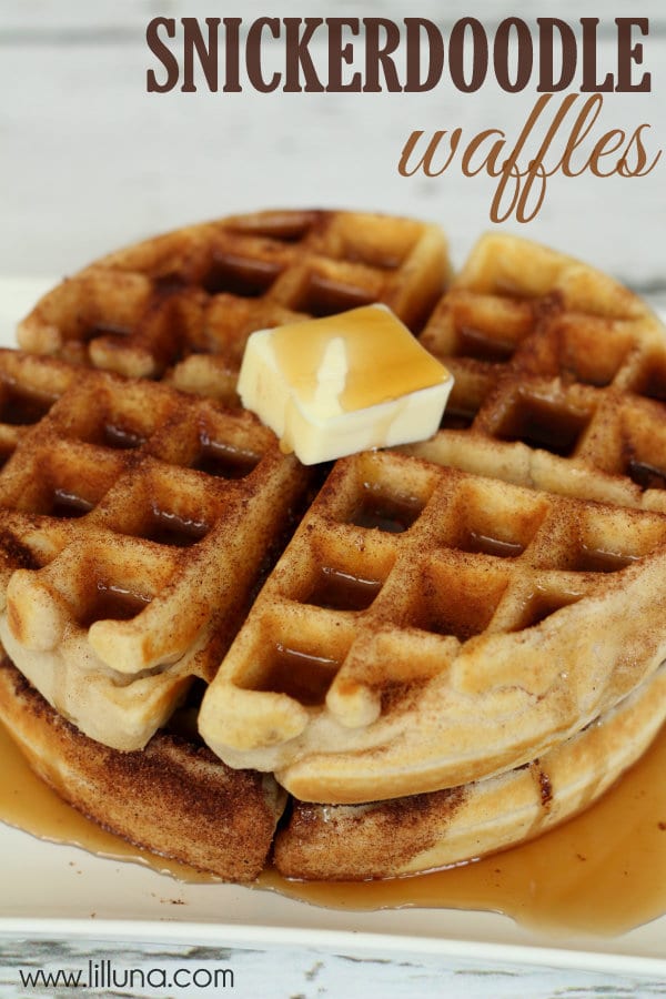 Snickerdoodle-Waffles-are-delicious-and-perfect-for-breakfast-lunch-or-dinner-lilluna.com-