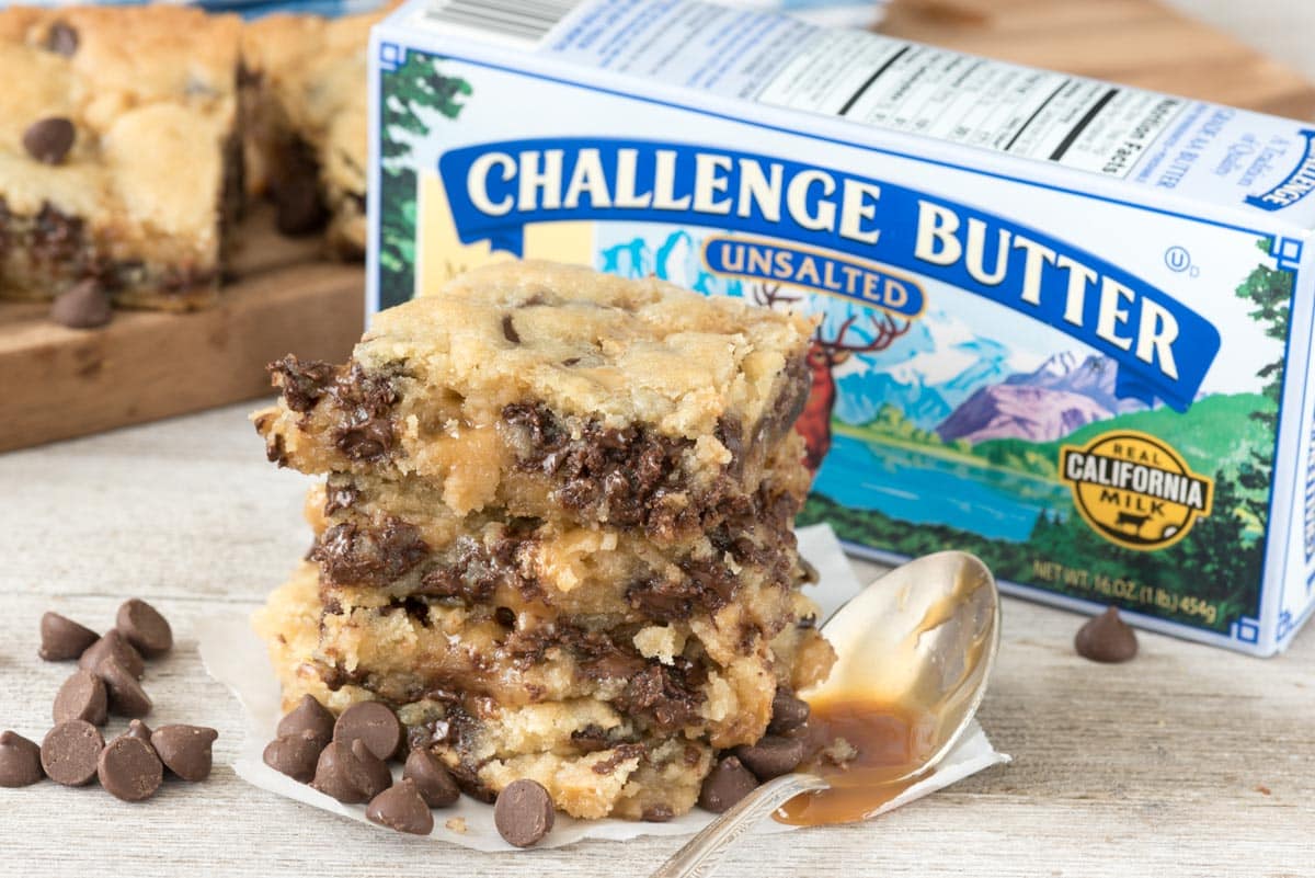 Chocolate Chip Caramel Butter Bars