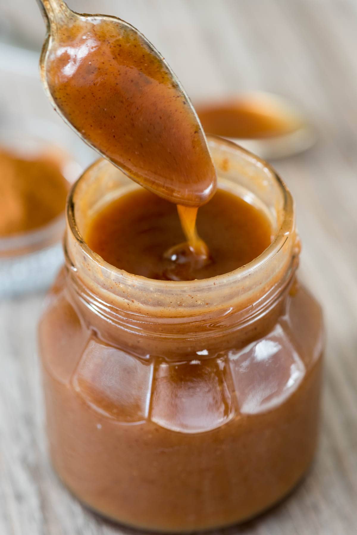 Easy Homemade Cinnamon Caramel Sauce Recipe - this caramel has just 5 ingredients and is so silky smooth and rich with the flavor of cinnamon!