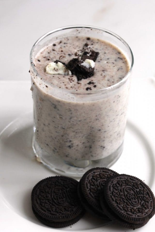 Light Oreo Smoothie