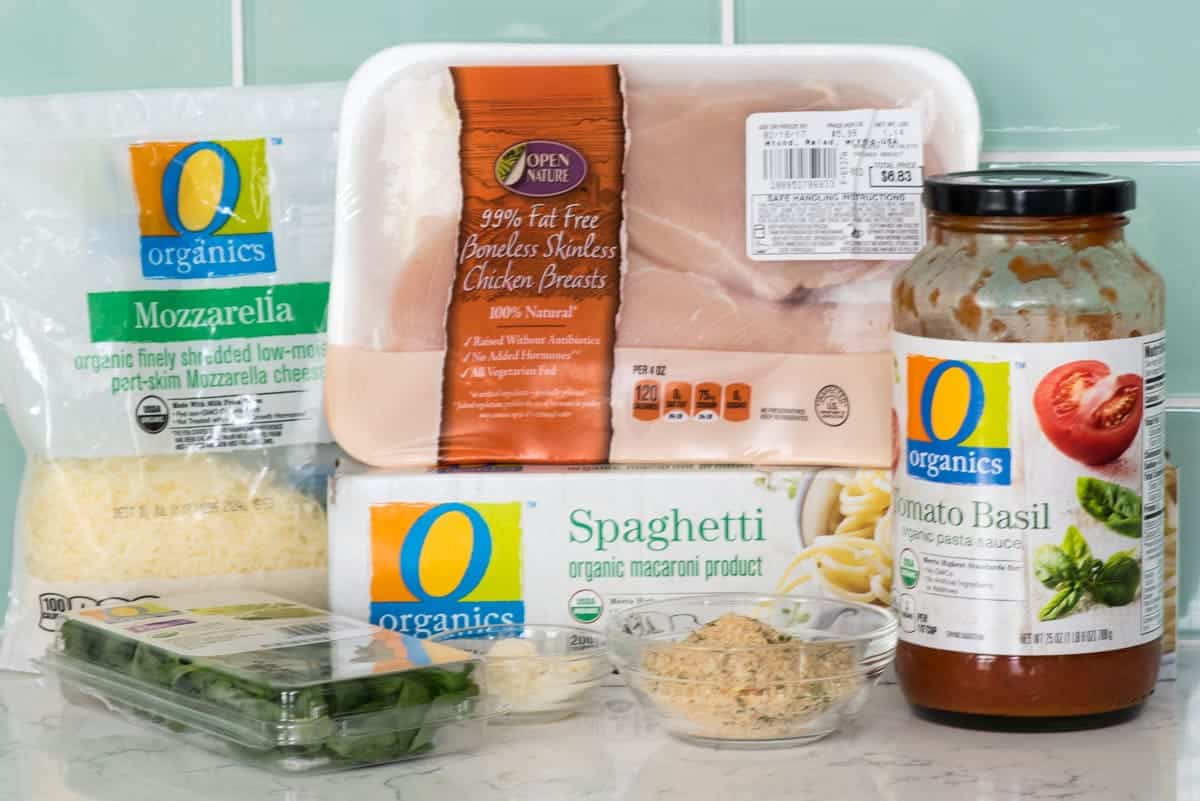 Ingredients to make EASY Chicken Parmesan