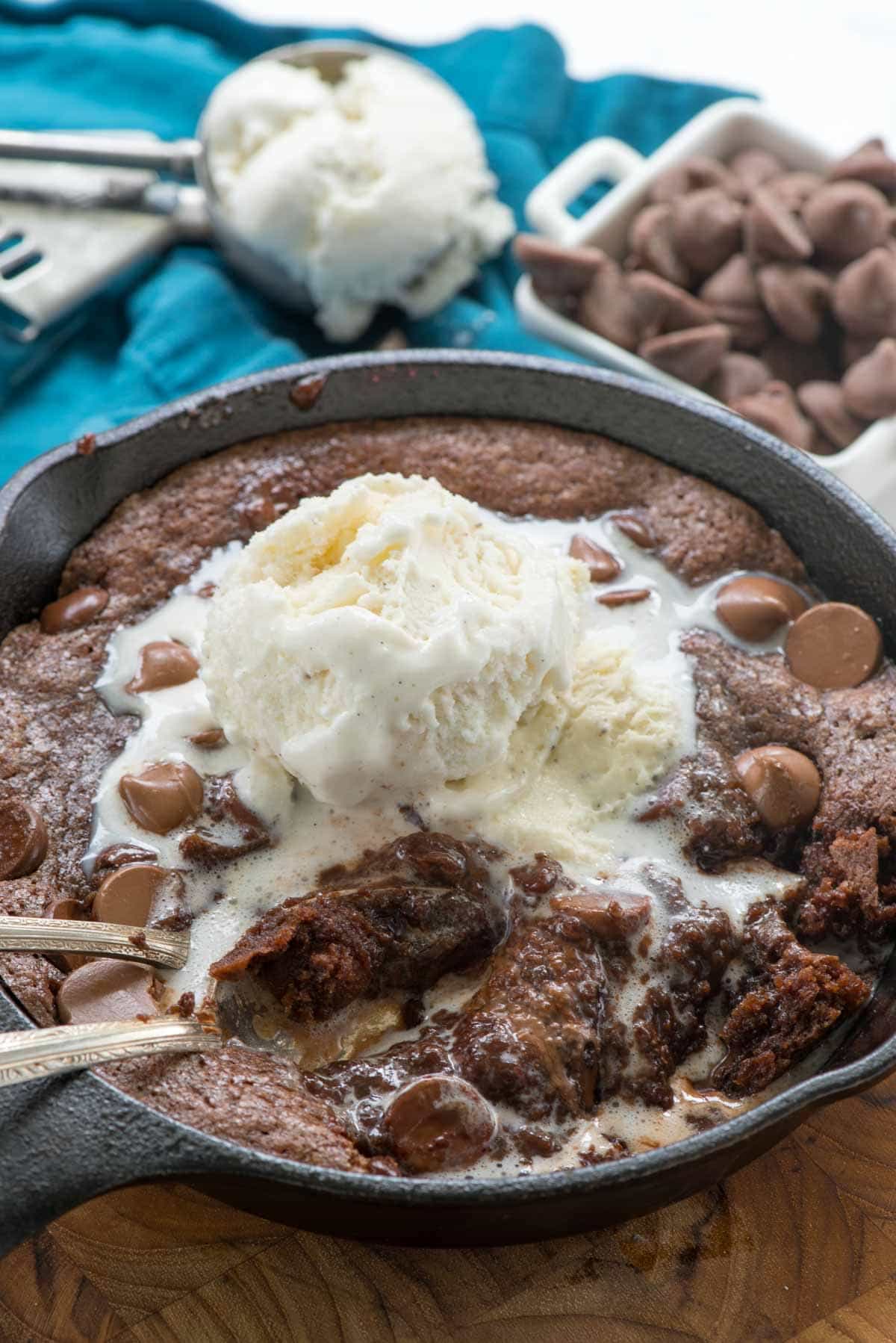 Small Batch Skillet Brownie