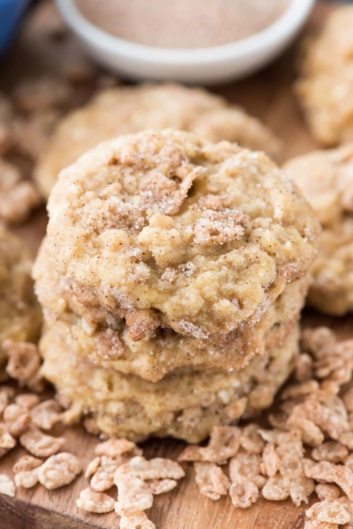 Snickerdoodle Crunch Pudding Cookies - this EASY pudding cookie recipe is a soft cookie full of crunchy cinnamon cereal and coated in cinnamon sugar! The perfect snickerdoodle recipe with a crunchy twist.