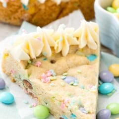 https://www.crazyforcrust.com/wp-content/uploads/2017/03/Easter-Sugar-Cookie-Cake-4-of-5-240x240.jpg