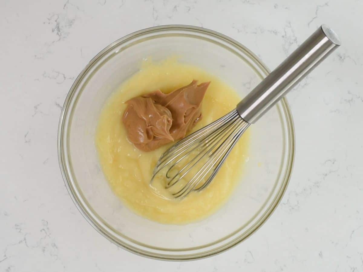 bowl of pudding with peanut butter