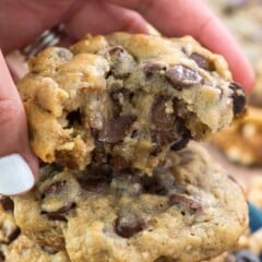 hand holding cookies