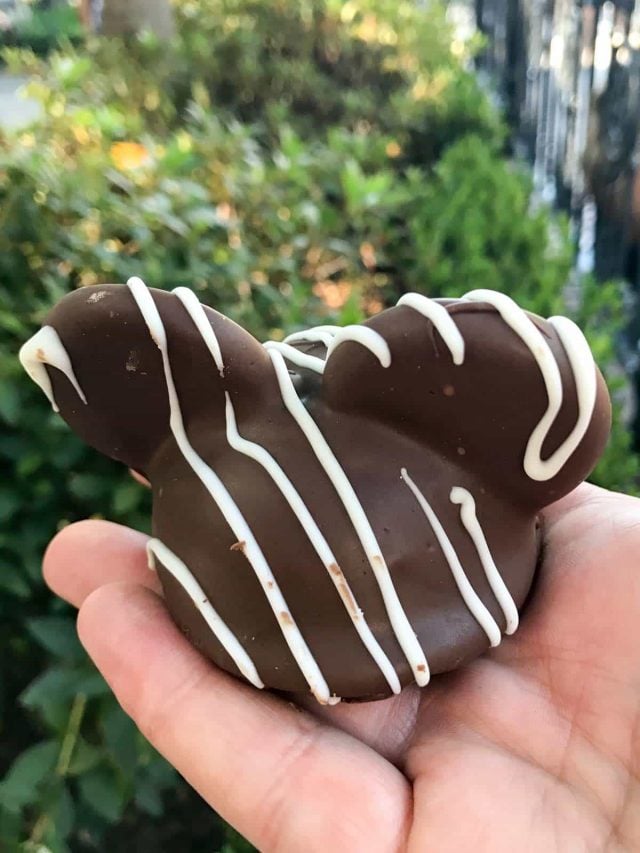 Disneyland Mickey Brownie