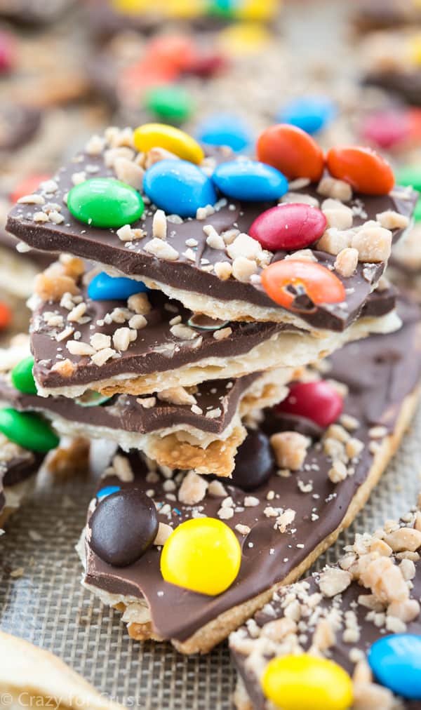 Easy Pie Crust Candy Bark - add some crunch to your next bark recipe by making it on top of a crunchy pie crust! This candy recipe is easy and fast and perfect to use up leftover holiday candy.