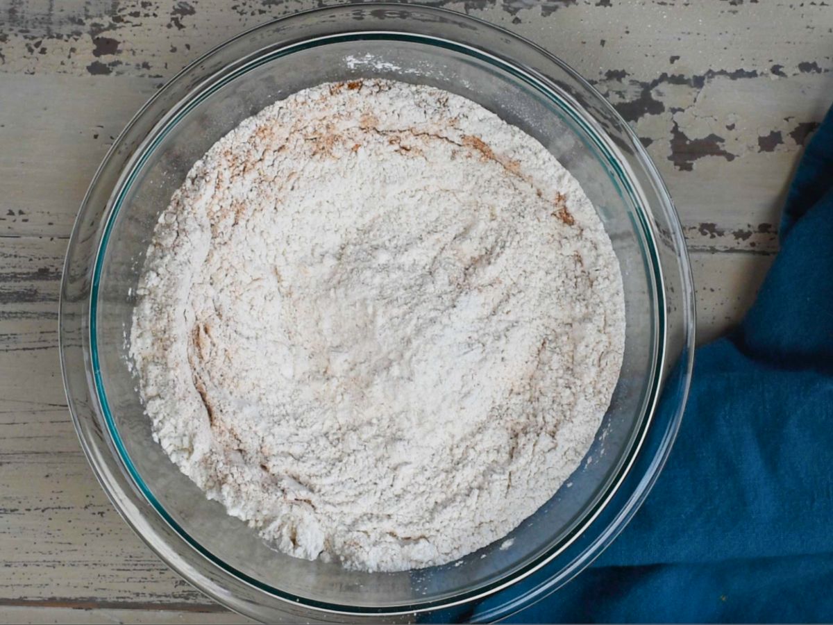 dry ingredients in bowl.