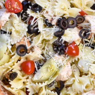 close up of pasta salad in bowl