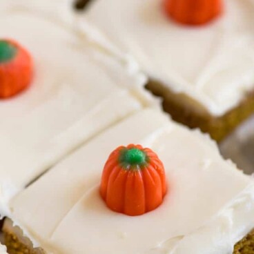 pumpkin bar with cream cheese frosting