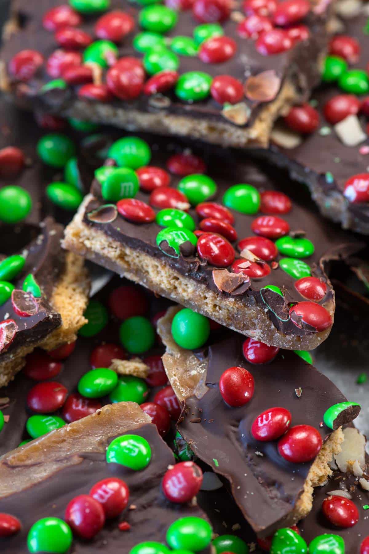 Graham Cracker Toffee Bark (3+ ways) - Crazy for Crust