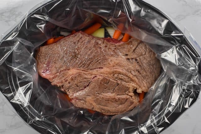 seared pot roast in slow cooker
