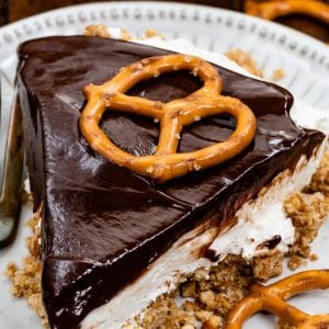 chocolate covered pretzel no bake cheesecake