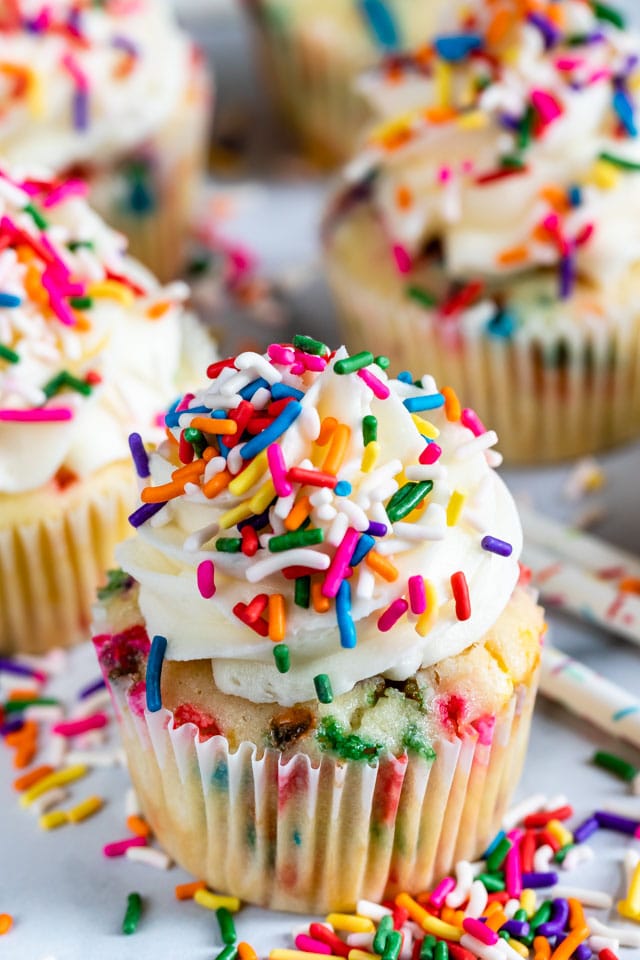 Perfect Funfetti Cupcakes Recipe - Crazy For Crust