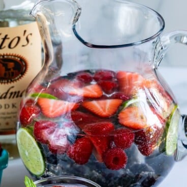 skinny vodka party punch in pitcher with fruit