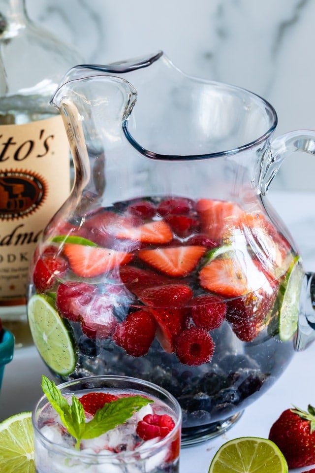skinny vodka party punch in pitcher with fruit