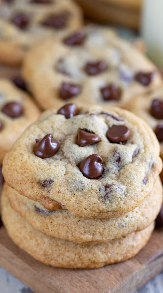 stack of chewy chocolate chip cookies
