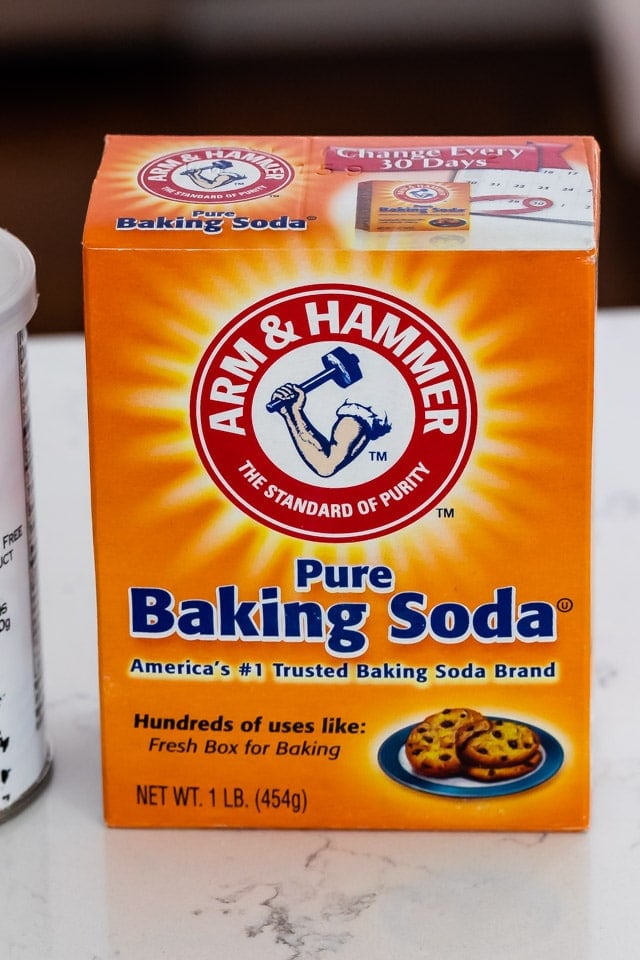 baking soda box