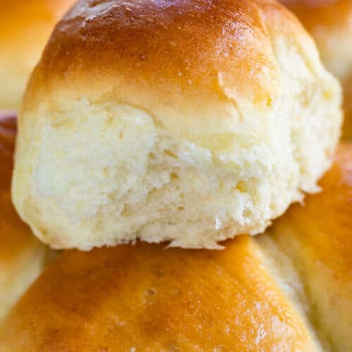 https://www.crazyforcrust.com/wp-content/uploads/2019/11/Fluffy-Potato-Rolls-7-500x500.jpg