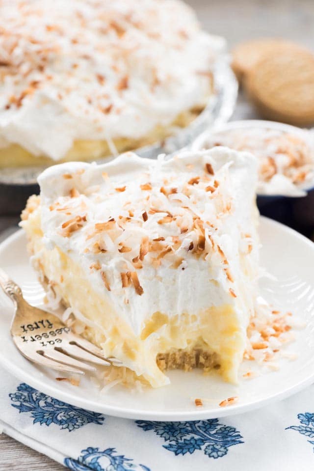 EAST Coconut Cream Pie (no bake) - Crazy For Crust